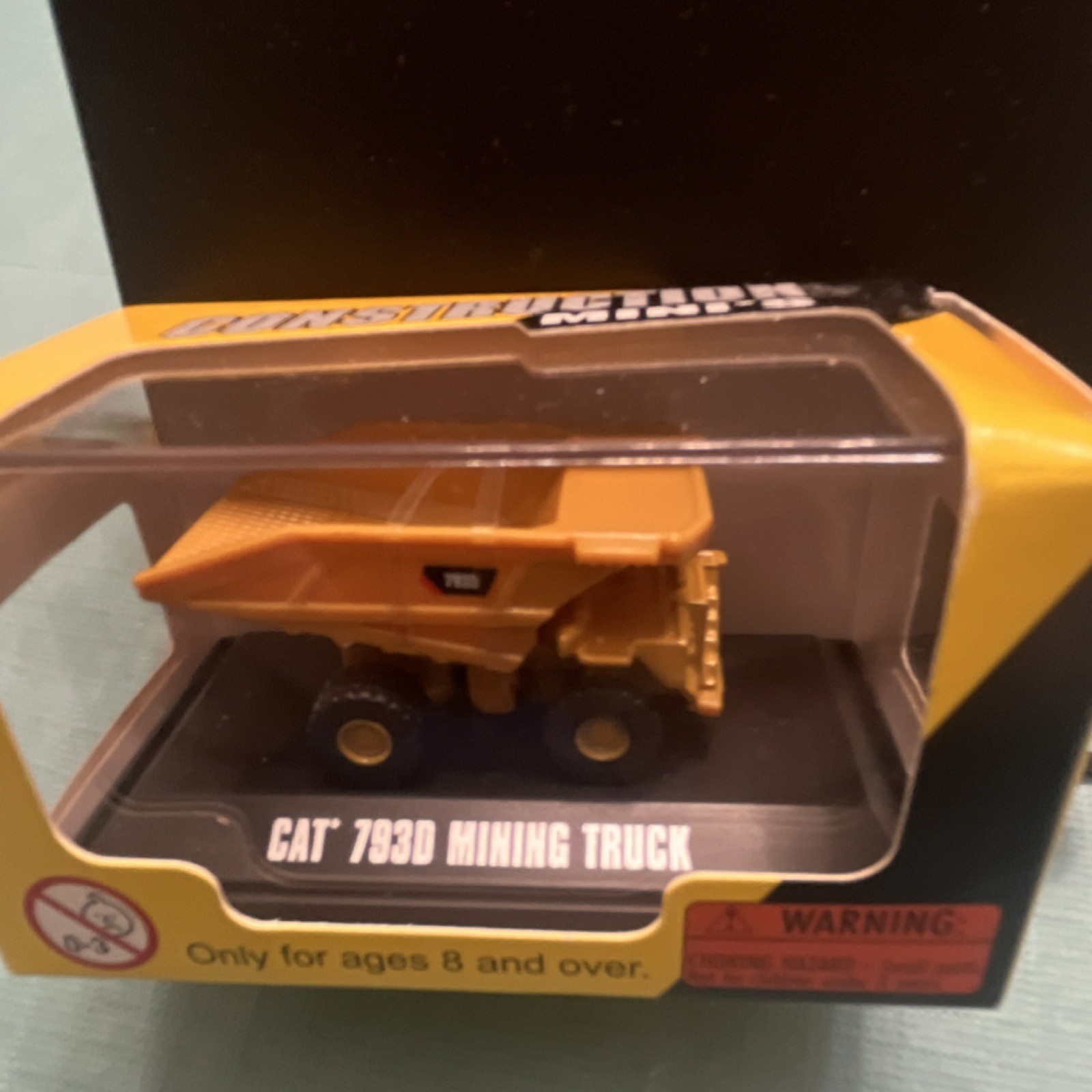 Norscot CAT 793D Mining Truck Yellow Diecast Model 55426 2009