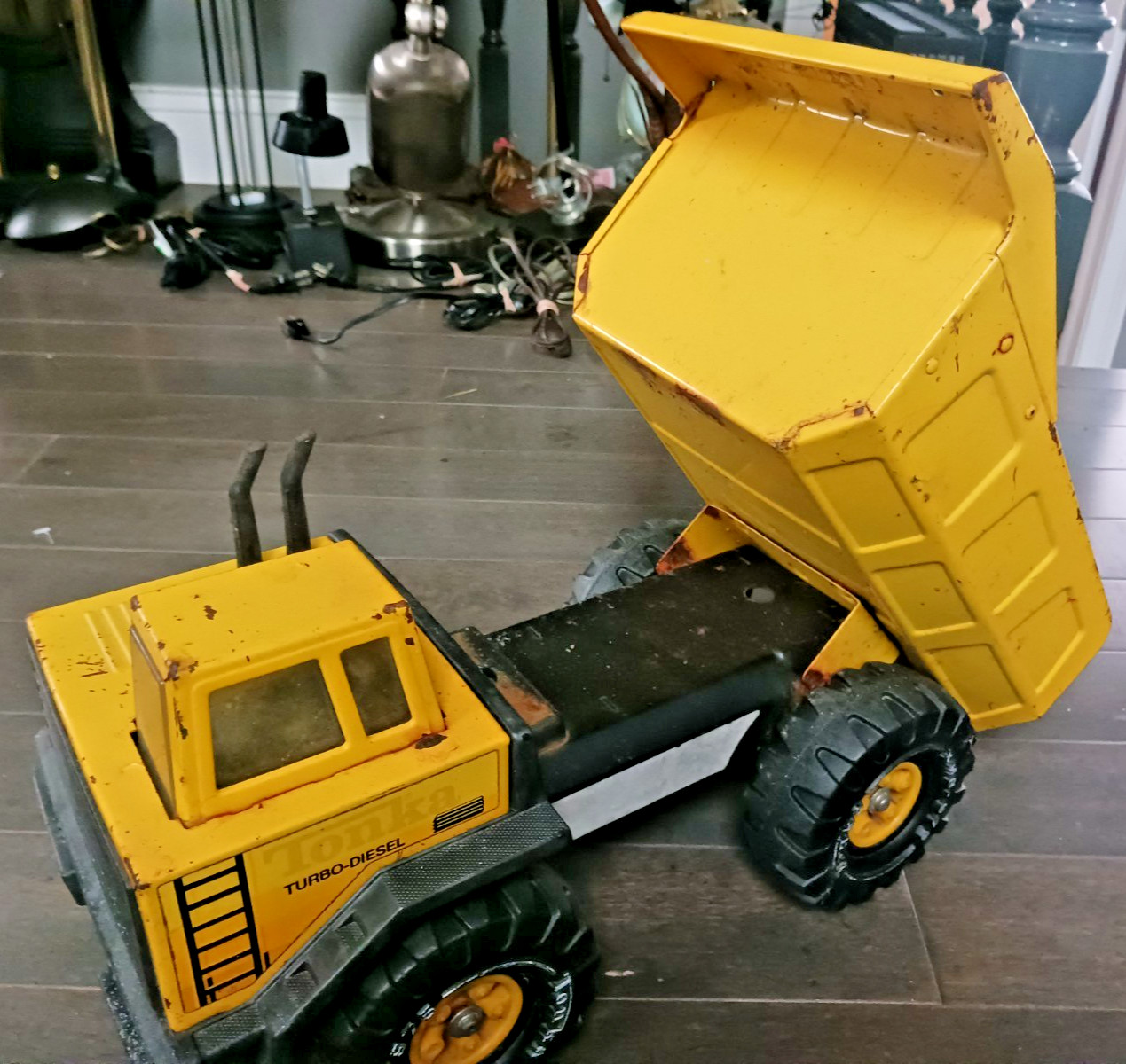 Vtg Tonka Turbo Diesel XMB 975 Pressed Steel Tilt Bed Dump Truck Yellow Nice!