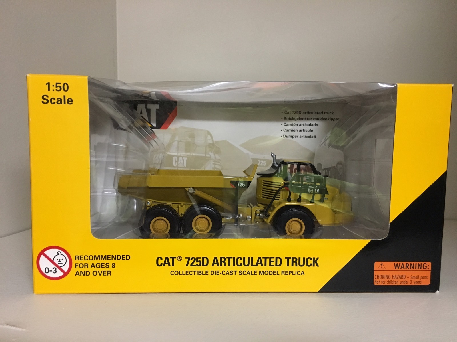 CAT 725D Articulated Truck Diecast – Norscot – 1:50 – 55073