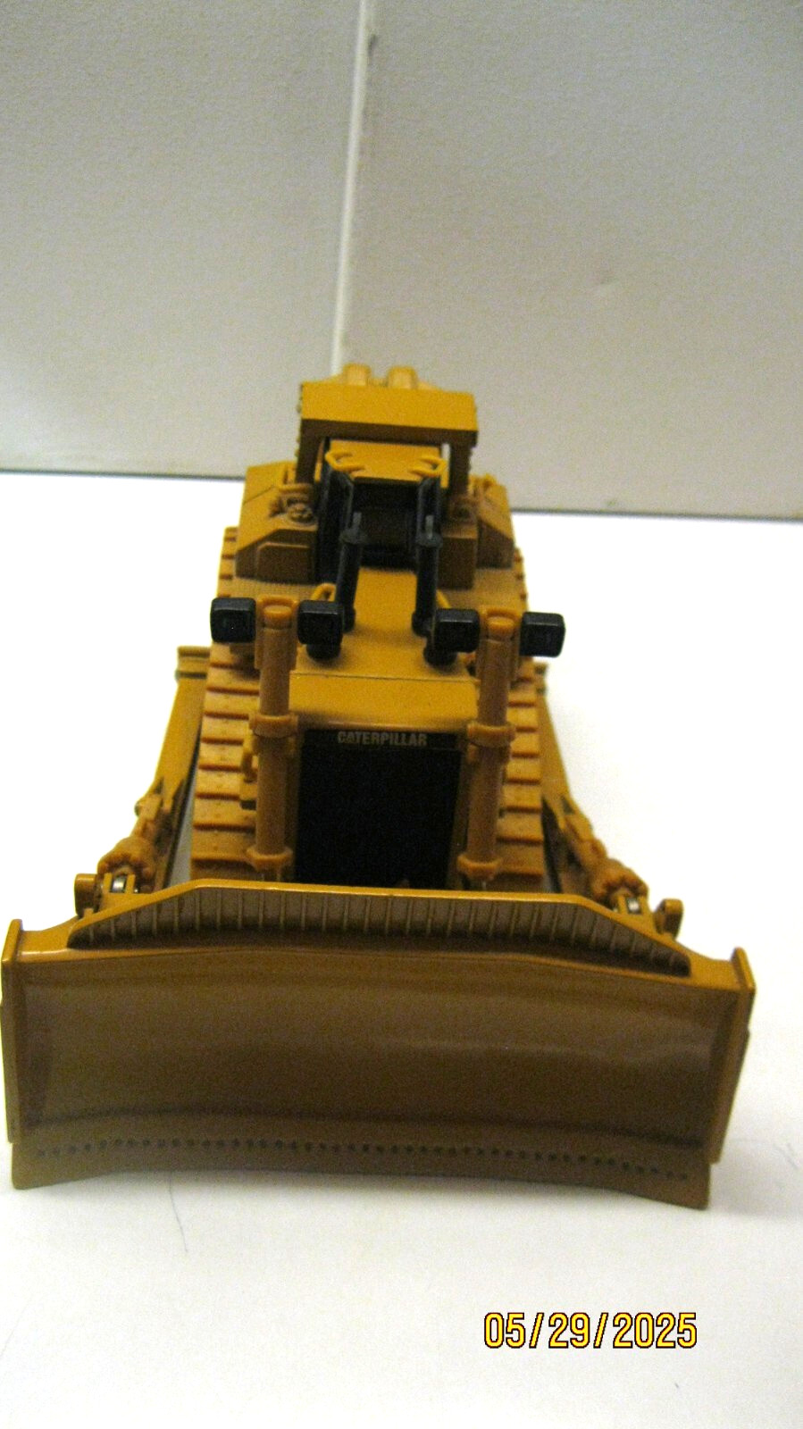 NORSCOT 1999 CAT D11R TRACK-TYPE TRACTOR 55025 1:50 DIECAST MODEL OPENED BOX