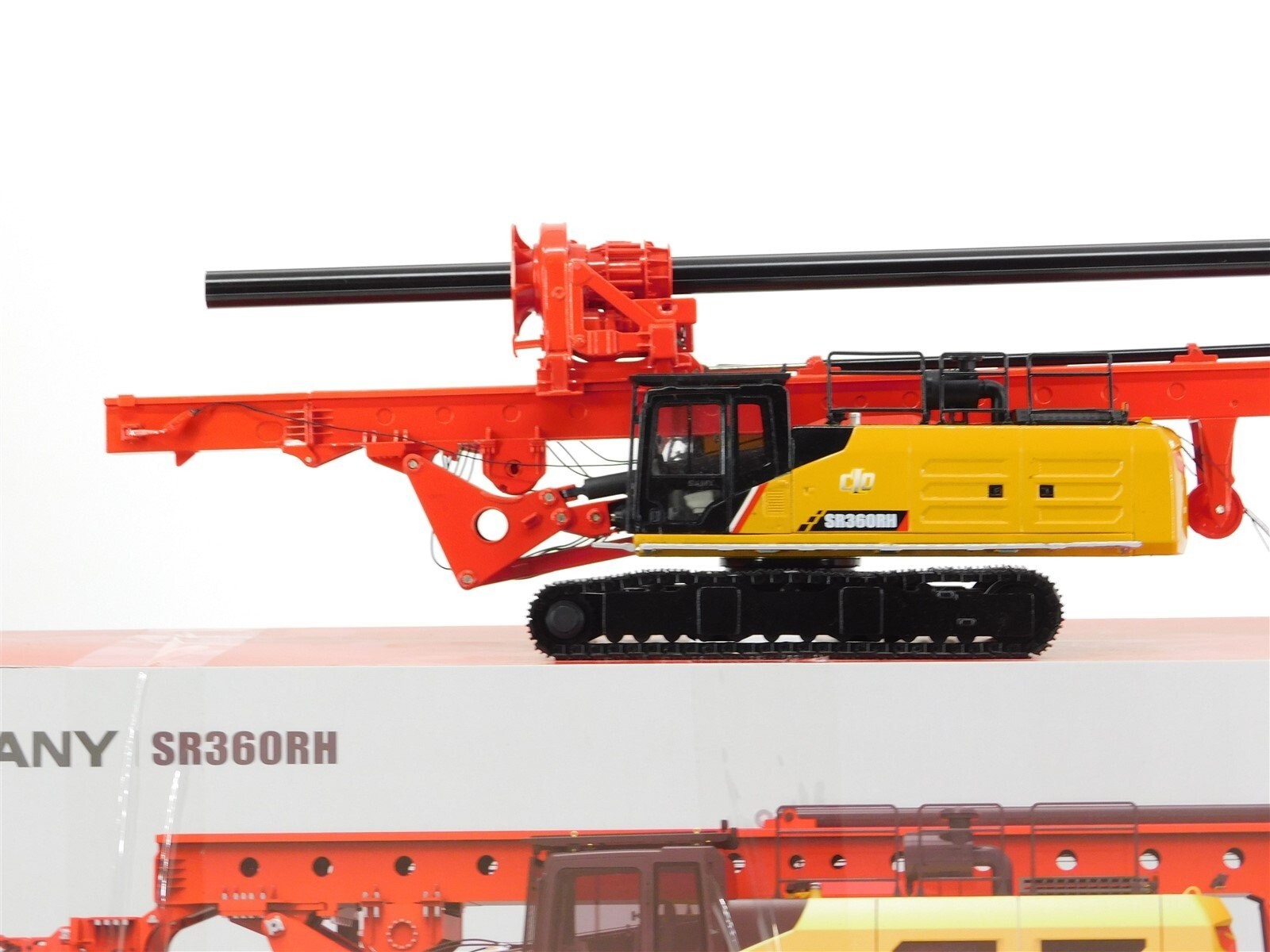 Sany SR360RH Rotary Drill Rig – China 1:35 Scale Diecast Model