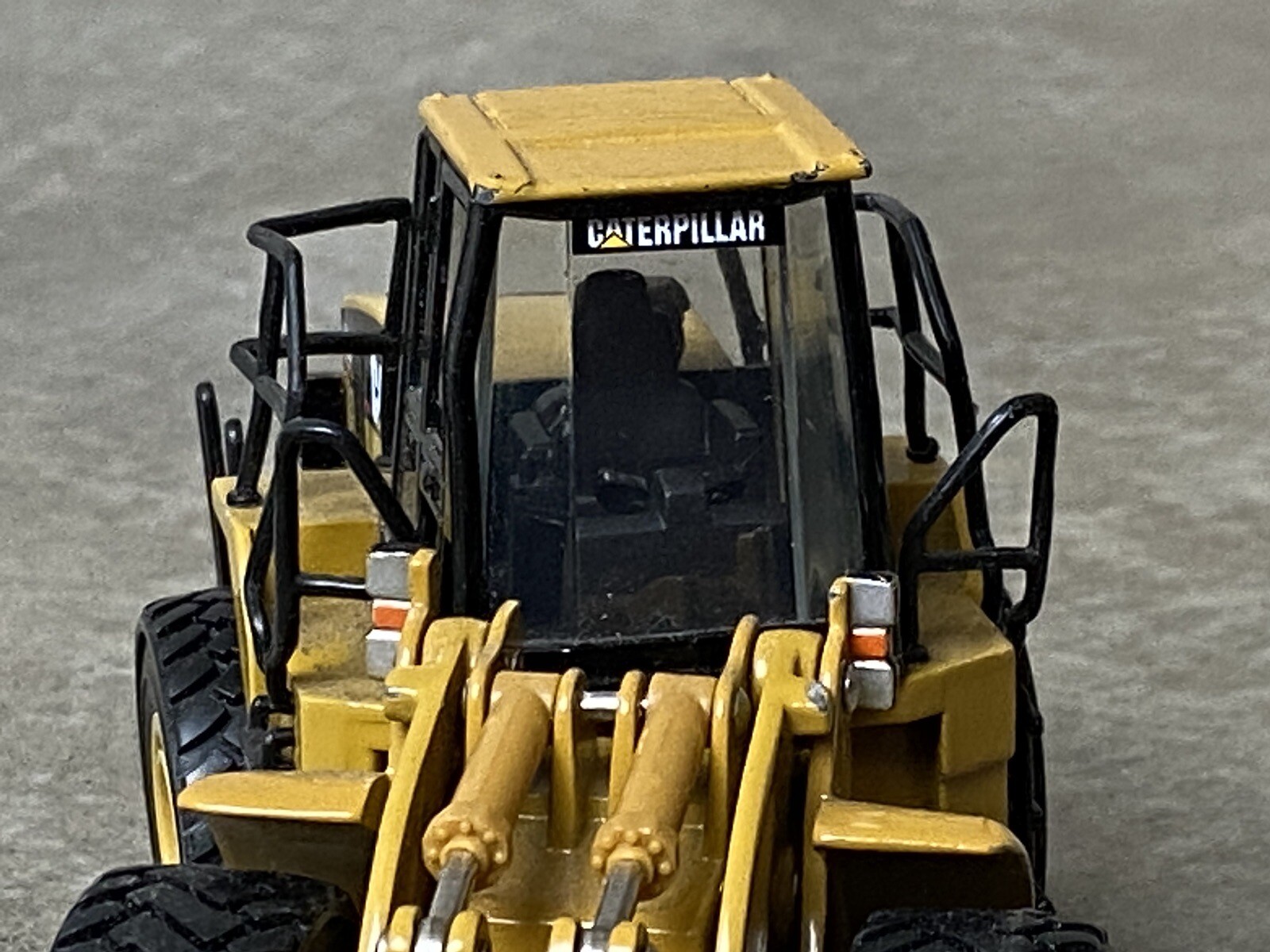 CAT 980G Wheel Loader 1:50 Scale Collectible Die Cast By NORSCOT Model #55027
