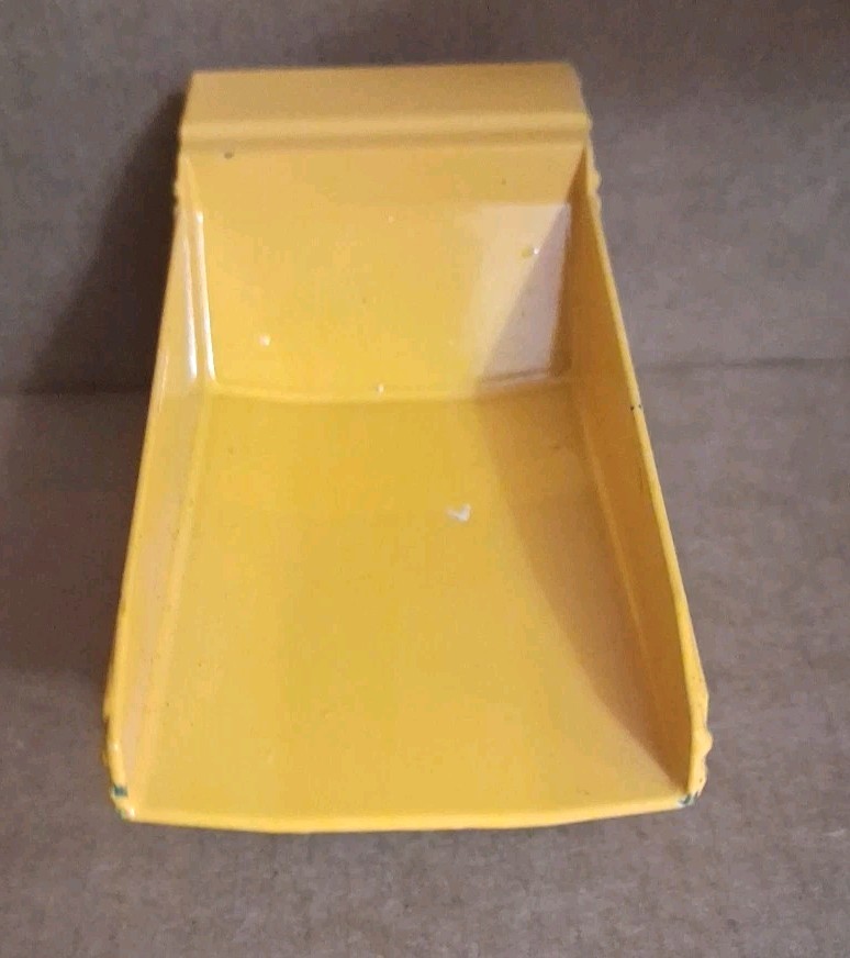 CATERPILLAR CAT 1:55 Scale Diecast Yellow Dump Truck Funrise Toys 2019 #82255