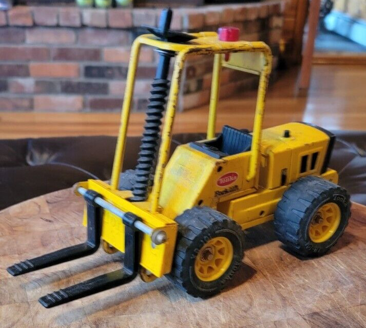 Vintage Tonka Truck 52900 Pressed Steel Metal Toy Forklift XR-101