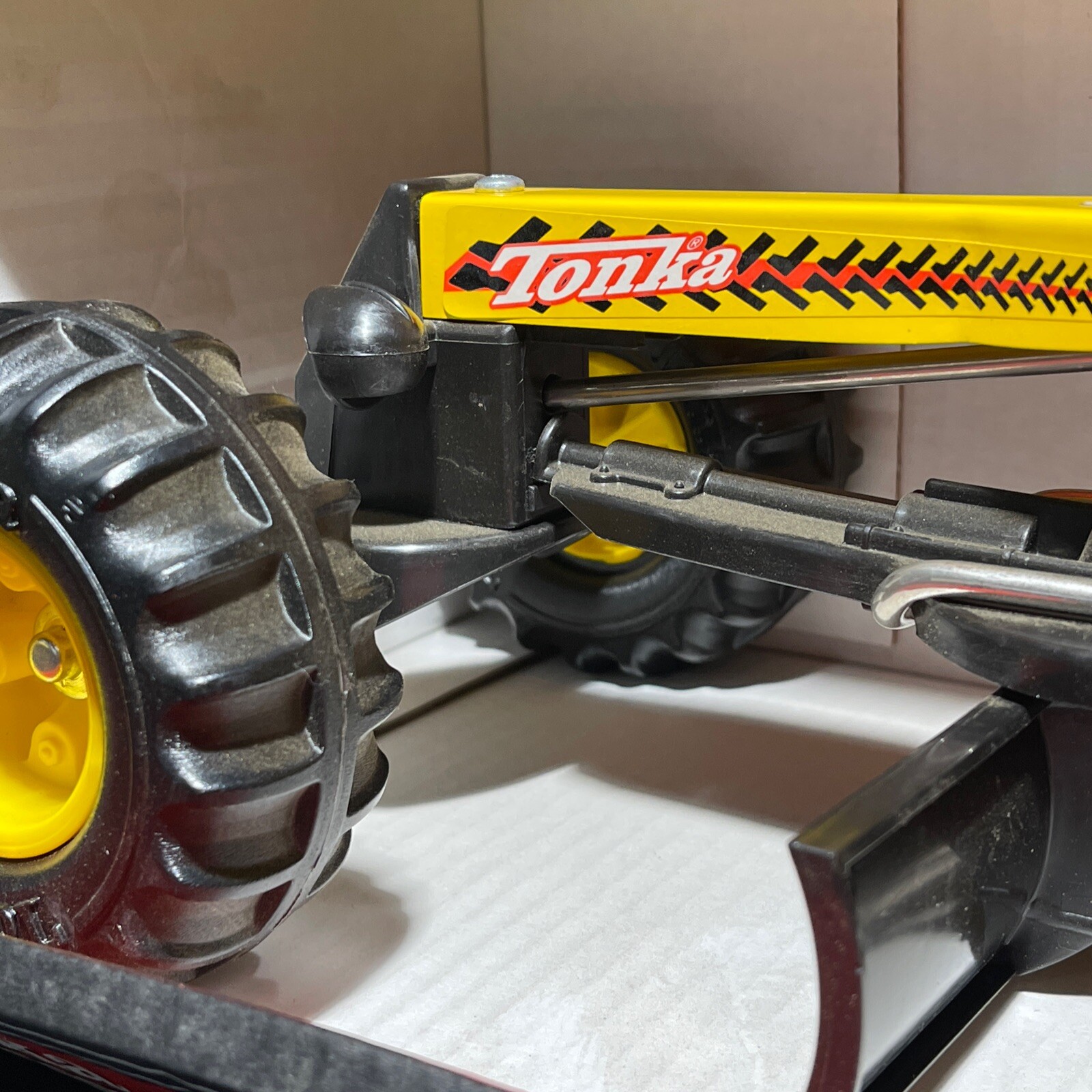 Tonka TOUGH GRADER 92510 MADE WITH STEEL Hasbro 2003