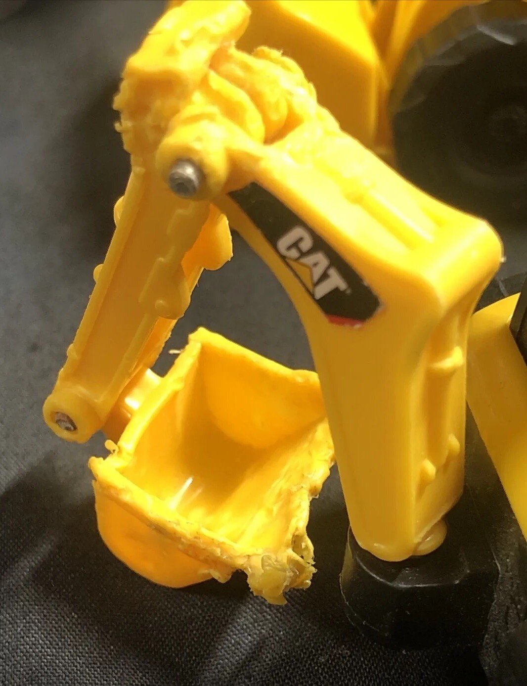 Caterpillar Construction Toy Plastic Mini Trucks lot Of 11 With Acessories.