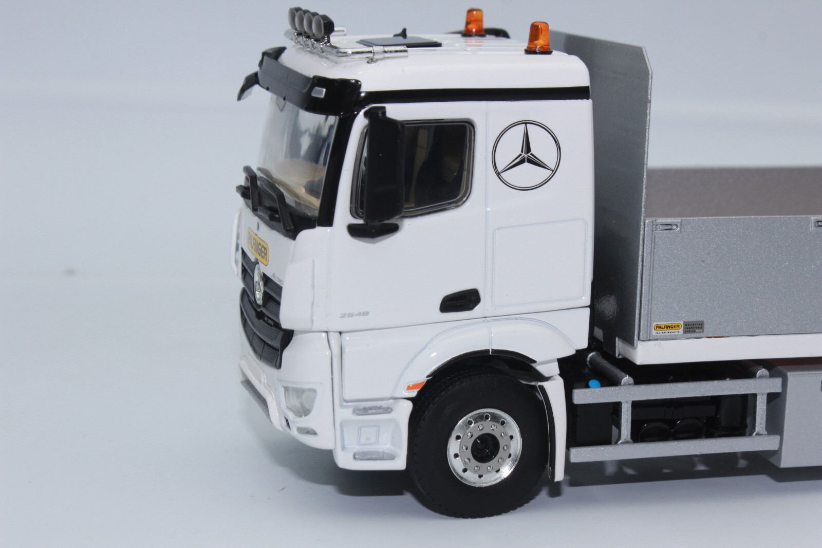 WSI 02-3665 Palfinger MB Actros MP5 Platform + Palfinger PK19.001 SLD 5 NEW
