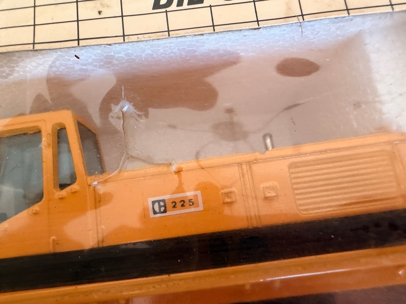 Vintage Joal Caterpillar 225 Excavator Die-Cast Model – Compact Series
