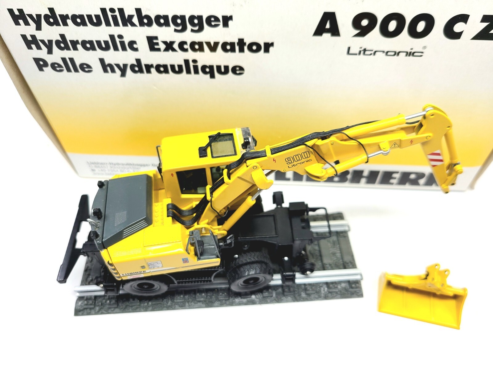 Liebherr A900CZW Wheeled Railroad Excavator – NZG 1:50 Scale Diecast Model #544