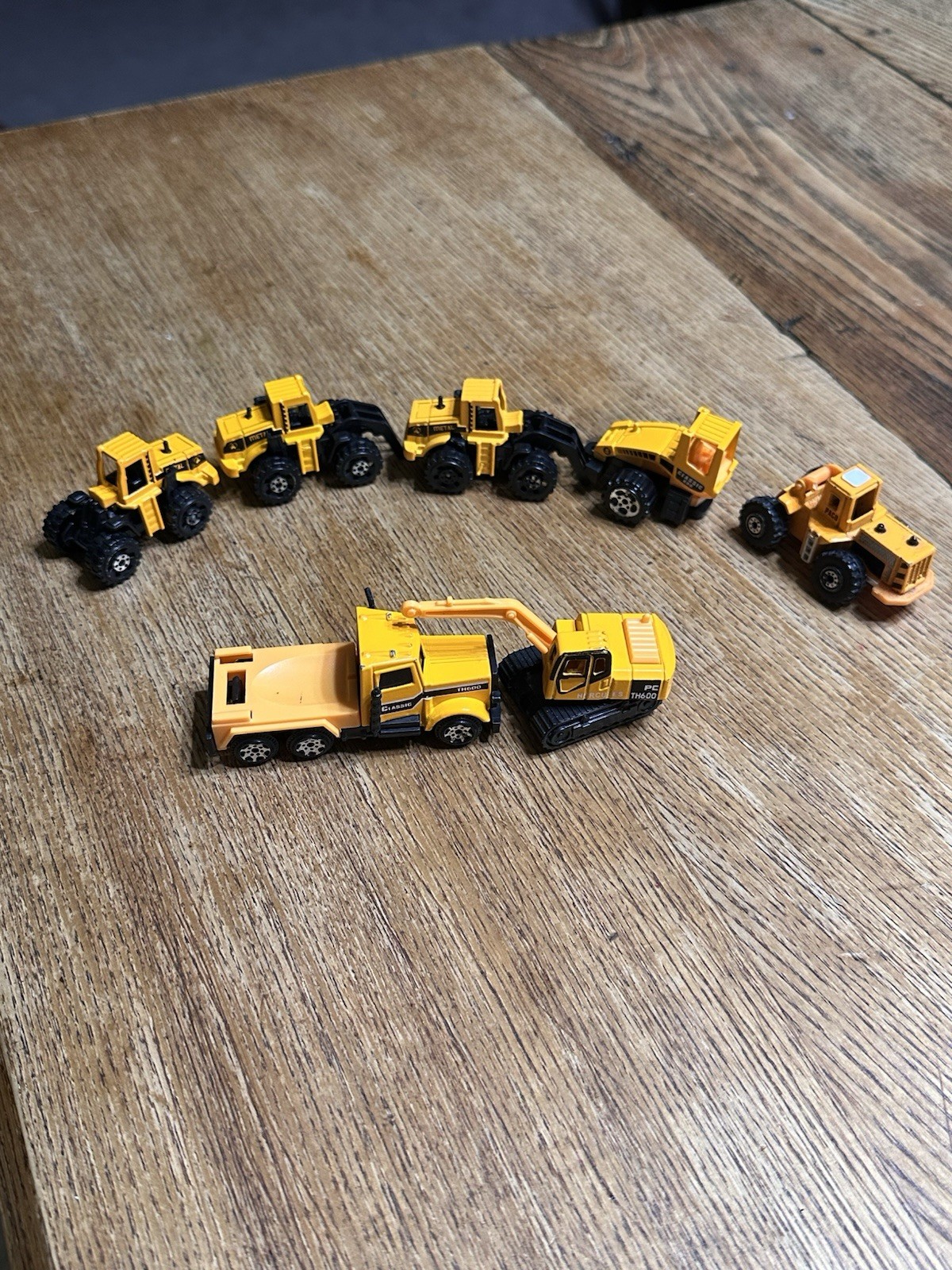 Lot of 12 Construction Vehicle Toys CAT Matchbox Wooden Bulldozer Excavator Truc