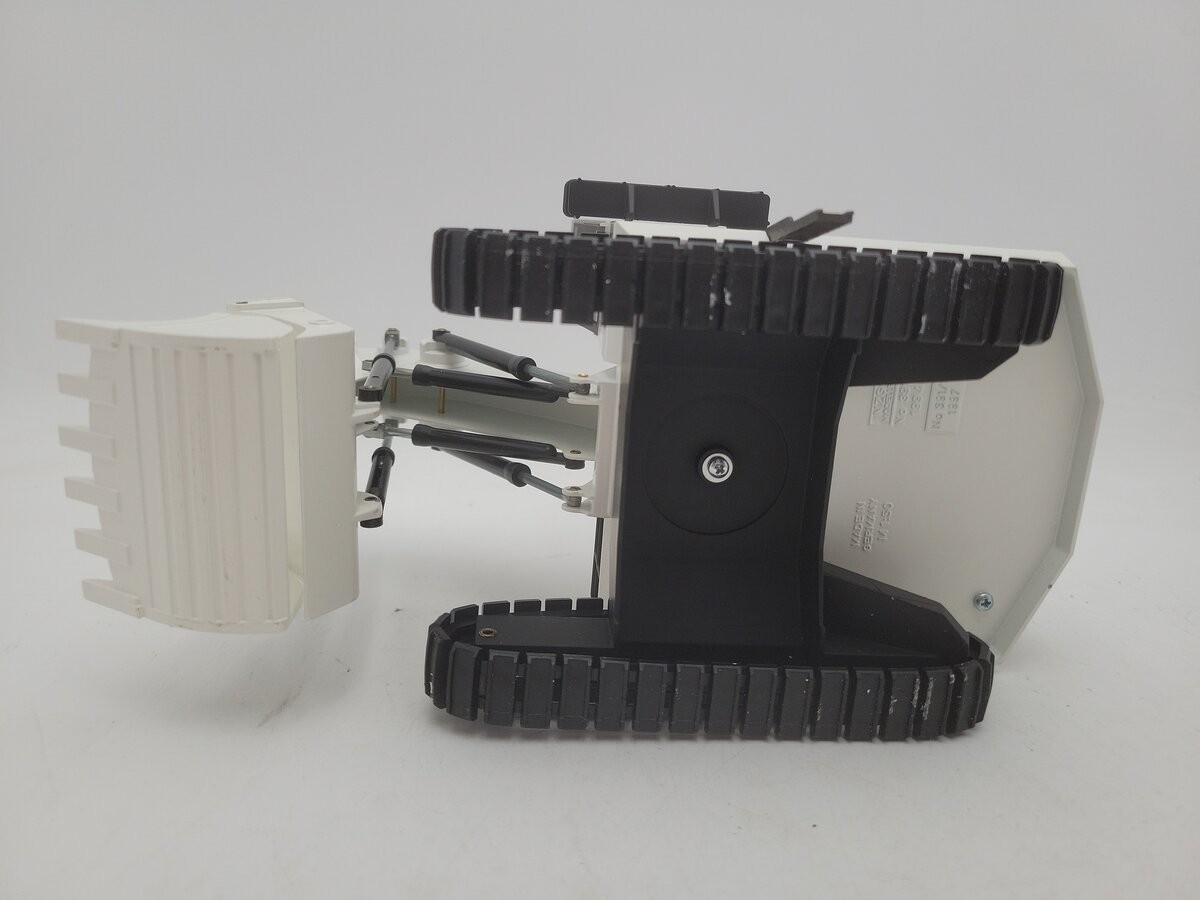 NZG 391 1:50 Diecast White Cat 5130 Hydraulic Shovel W/Movable Arm & Bucket EX