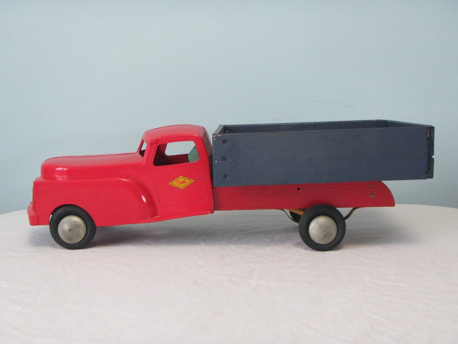 vintage 1940’s Cass toys box truck ,plastic body w/handmade wooden parts