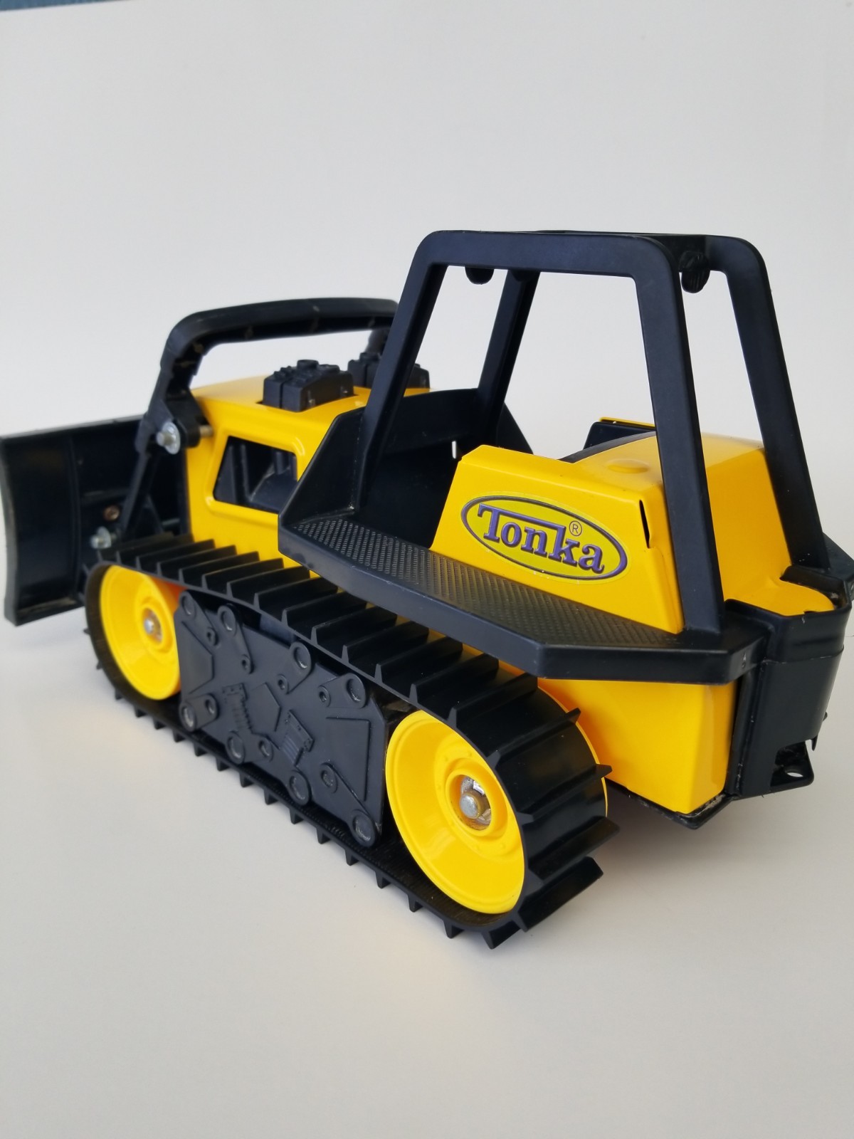 1999 Tonka Bulldozer Yellow Pressed Steel Tractor Digger
