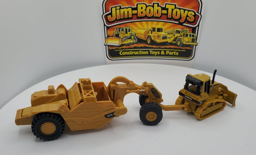 Cat D5M Dozer & Pull Type Cat 627G Scraper Bowl with Drawbar (HO – 1/87 scale)