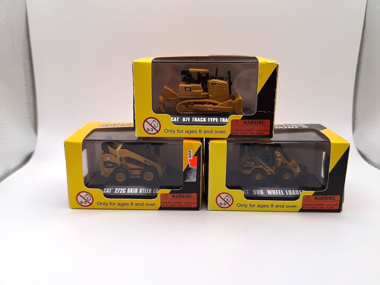 2007 Norscot Construction Mini’s Diecast Caterpillar Farm Vehicles Lot Of 3