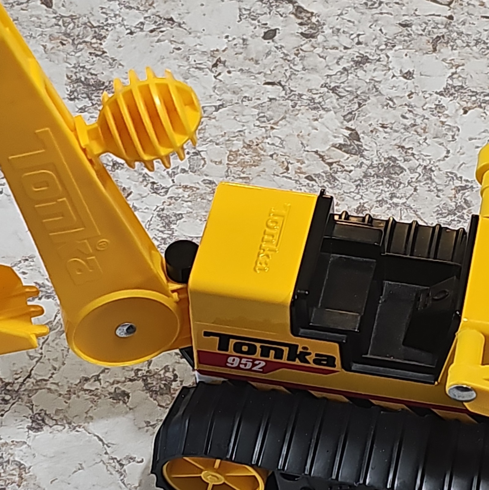 Tonka Yellow Loader Plastic Construction Vehicle Toy Black Details