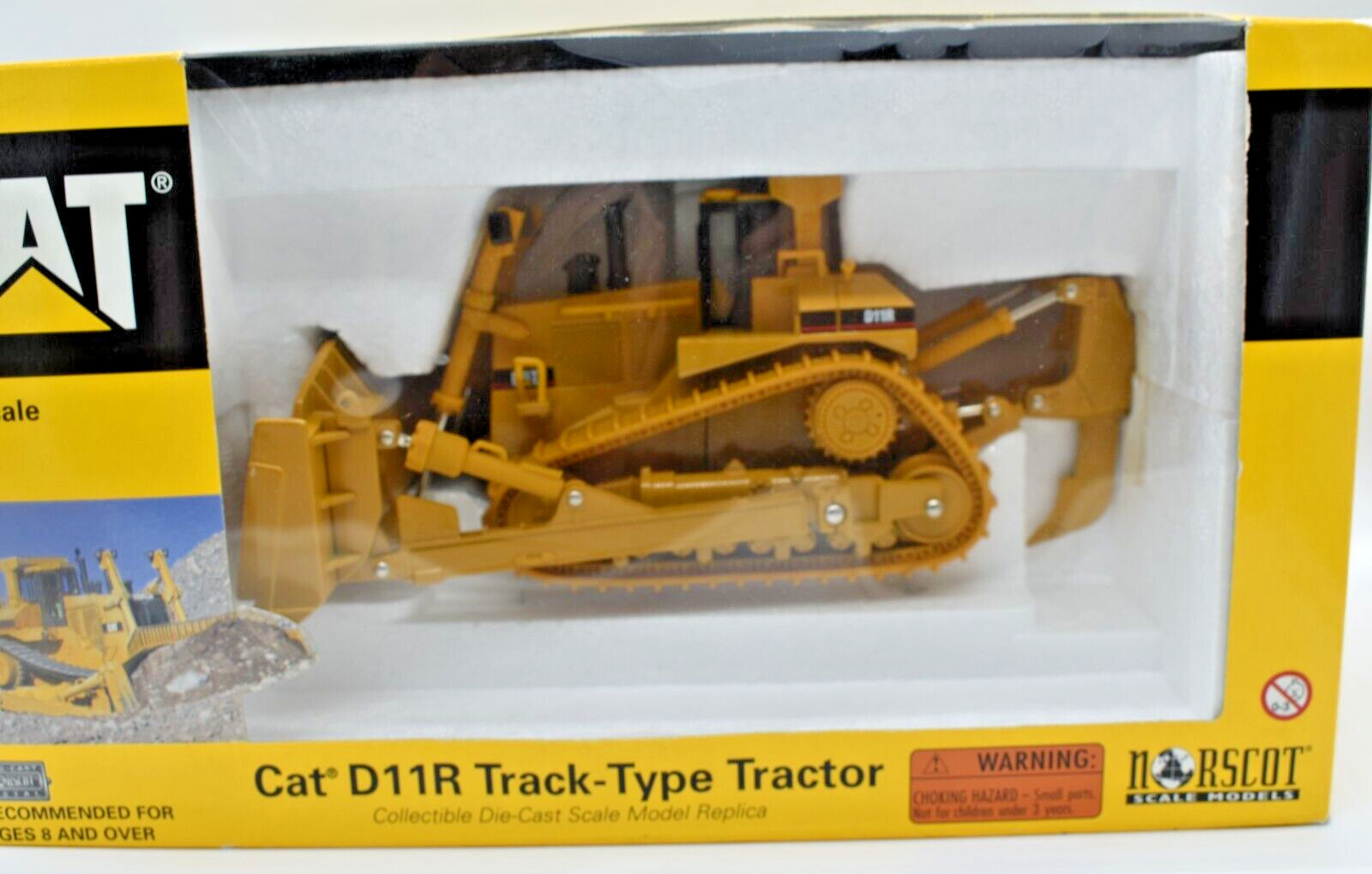 1999 Norscot Cat D11R Track Type Diecast Tractor Dozer 1/50 New