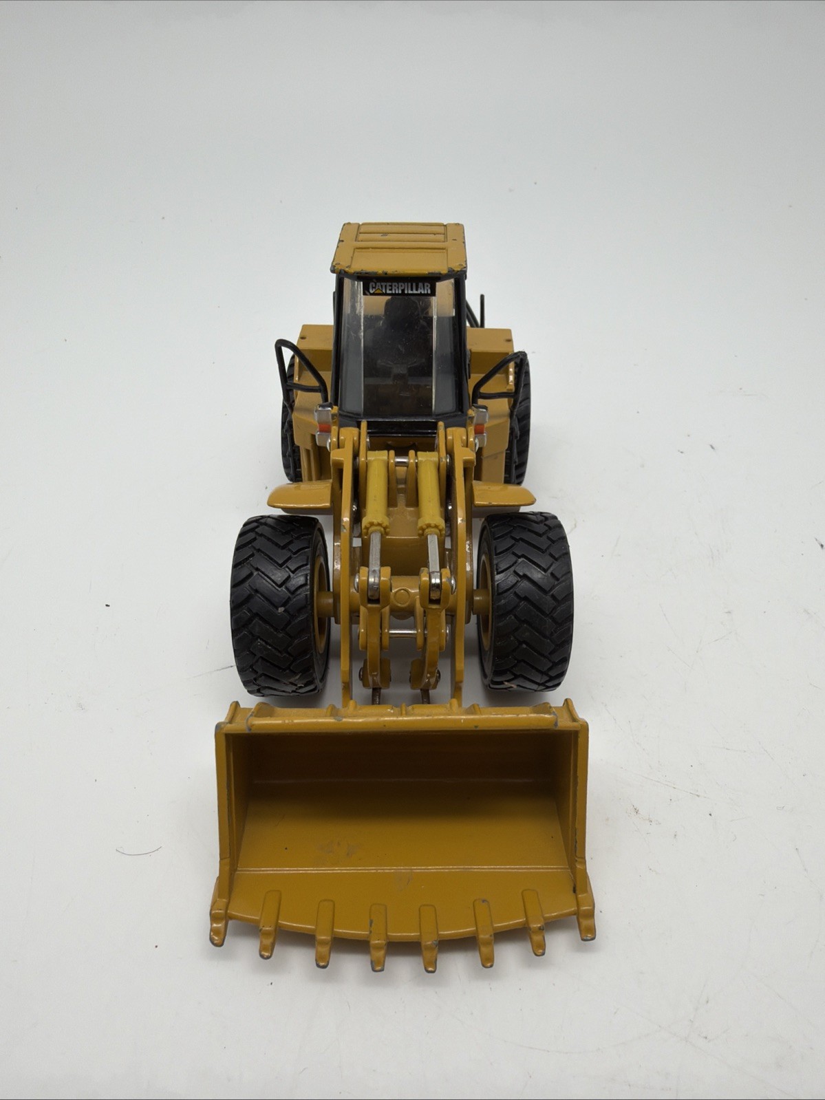 Norscot Cat 980G Wheel Loader Diecast Model 1/50 Scale (No Box)