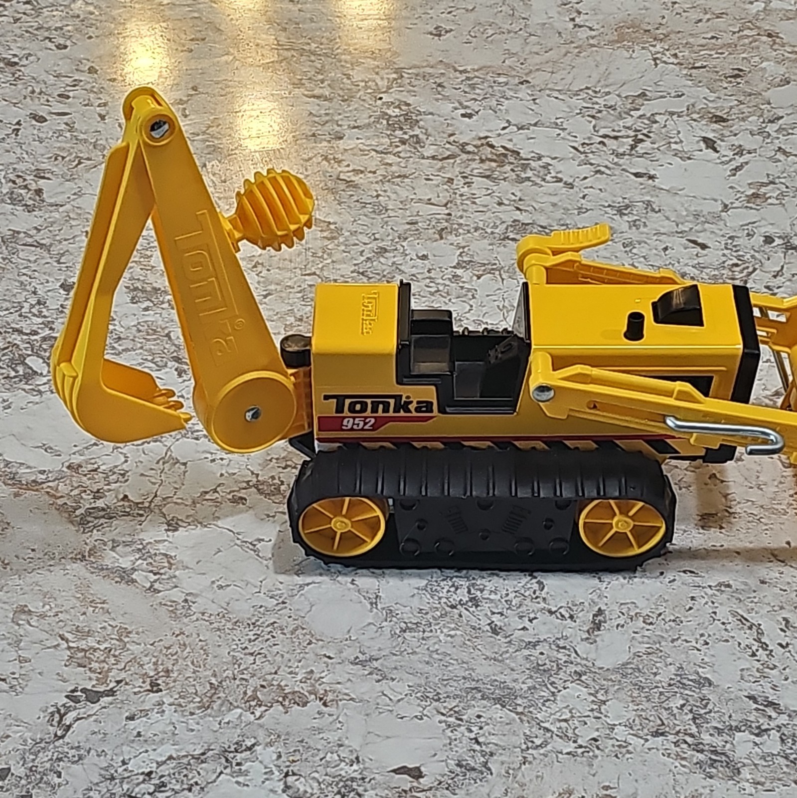 Tonka Yellow Loader Plastic Construction Vehicle Toy Black Details