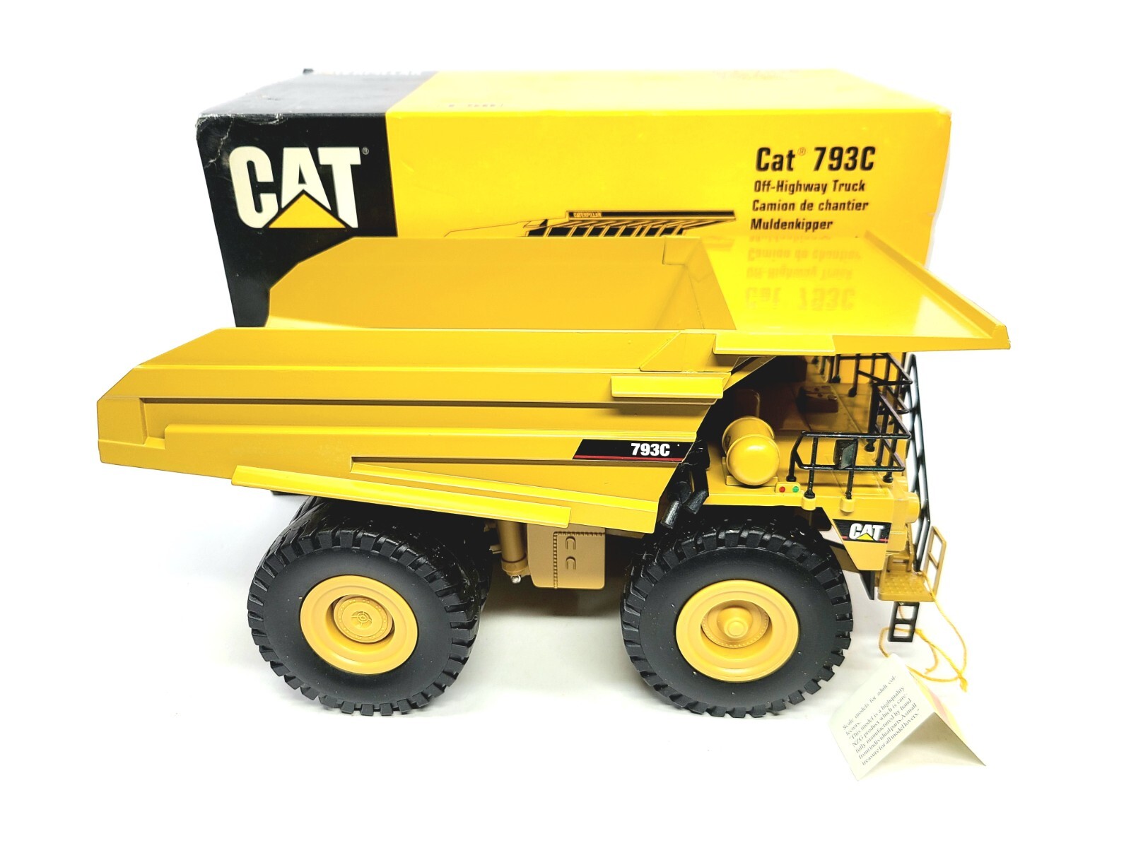 Caterpillar Cat 793C Off-Highway Mining Dump Truck NZG 1:50 Scale Model #403 New