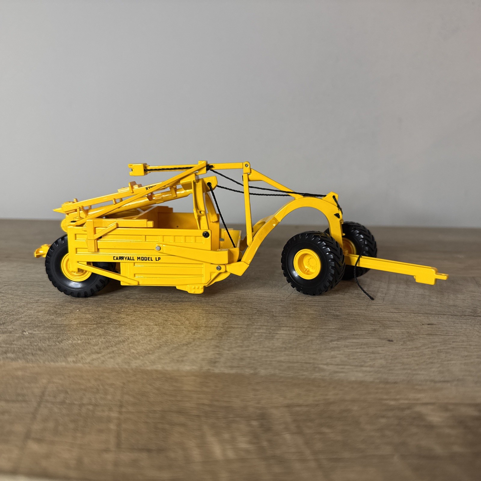 SPEC CAST LE TOURNEAU Super C MODEL LP CARRYALL SCRAPER SCALE 1:50 DIE CAST