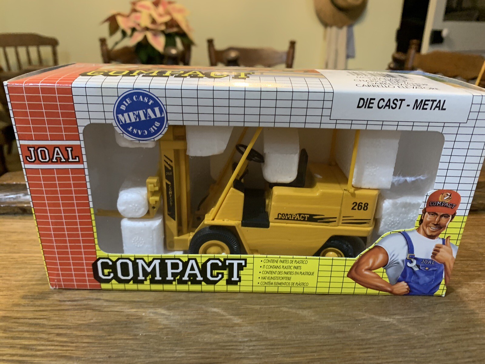 joal COMPACT 268 forklift. Lift Truck. Die Cast NIB.