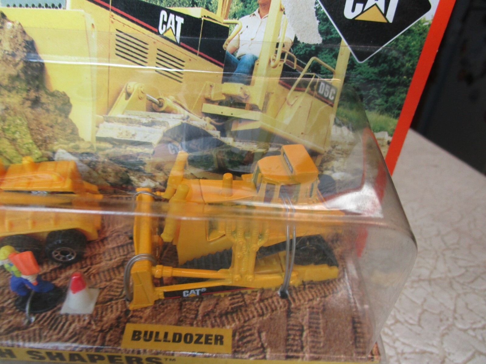 1997 MATCHBOX CAT DIRT MACHINES Earth Shapers Diecast Set Bulldozer Toy Car Lot