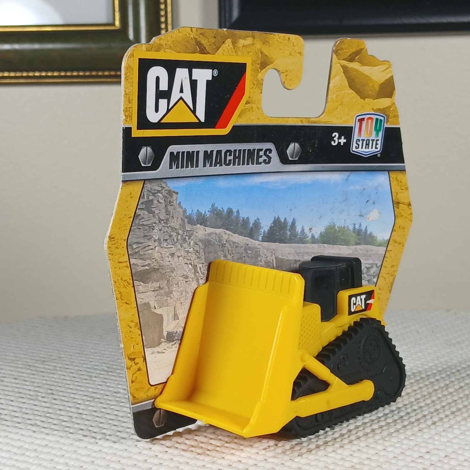 NEW 2015 Toy State CAT Mini Machines Caterpillar Bulldozer Construction Toy