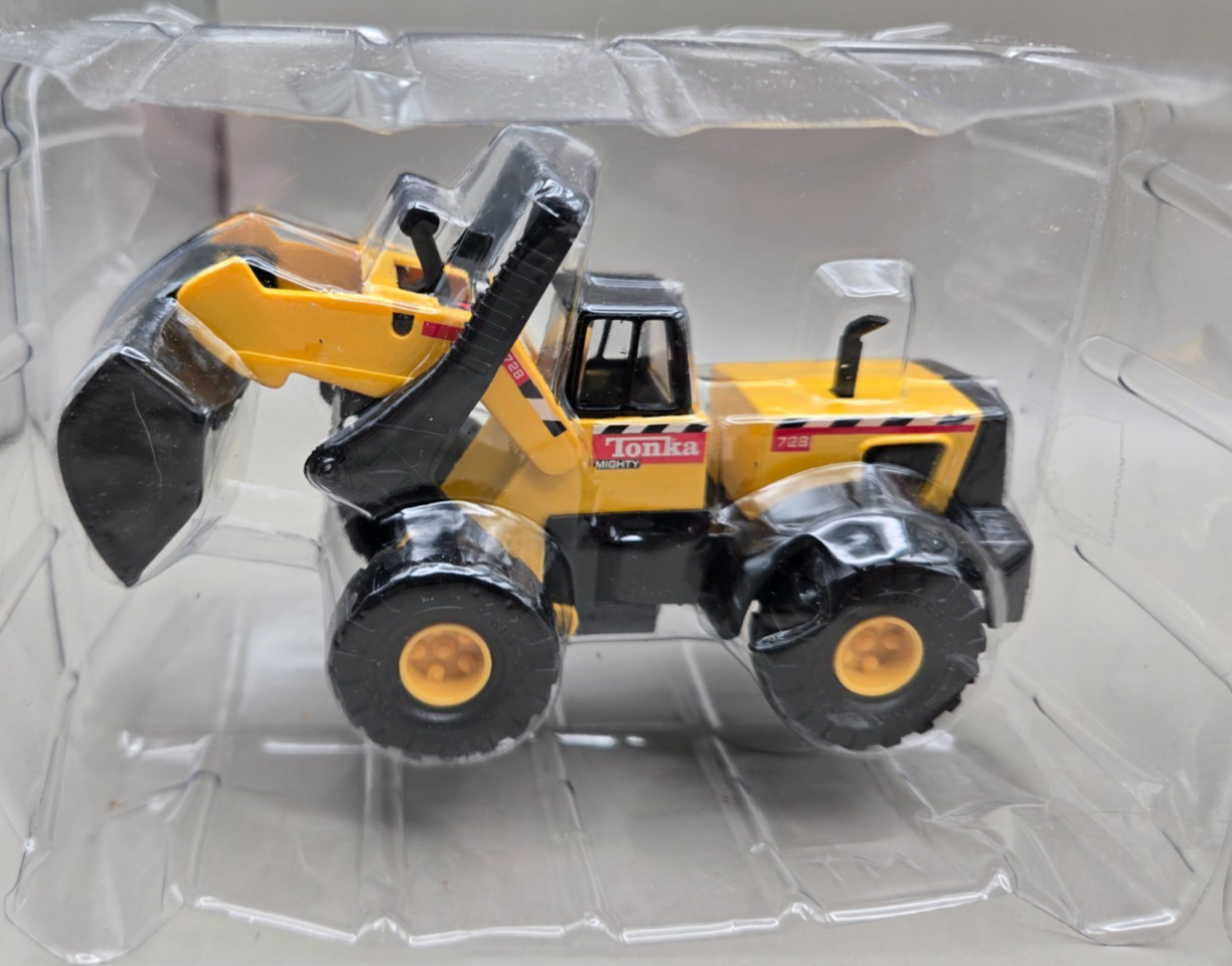 Vintage Maisto Mini Mighty Tonka Loader Excavator Crane 1998 New