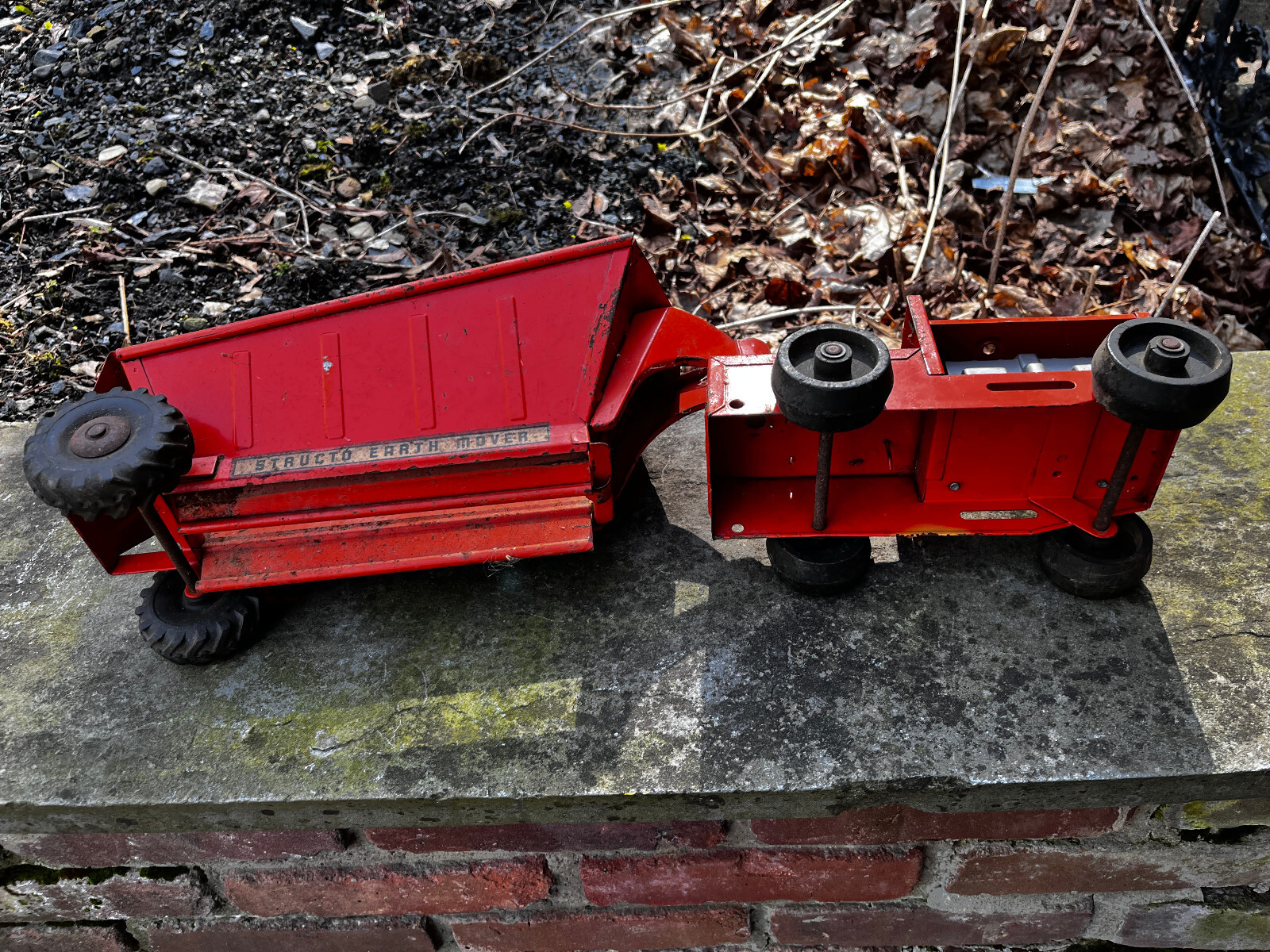 lot of 2 Structo & Tonka pressed steel Scraper Tonka Mini Scraper Earth Mover