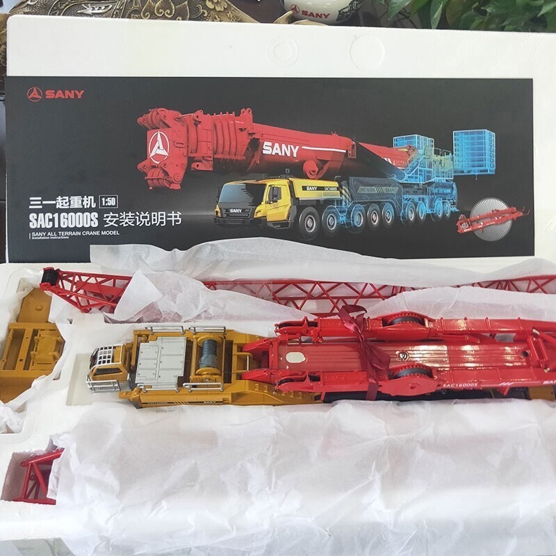 Stock! 1: 50 SAC16000S All Ground Engineering Crane Alloy Collectible Models