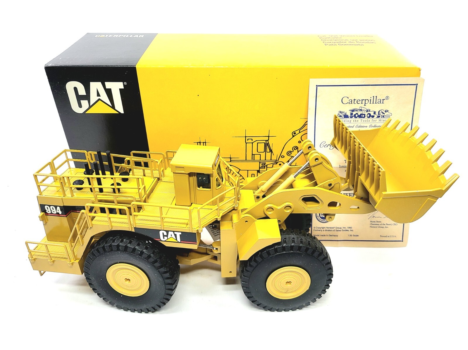 Caterpillar Cat 994 Wheel Loader – NZG 1:50 Scale Diecast Model #366 New