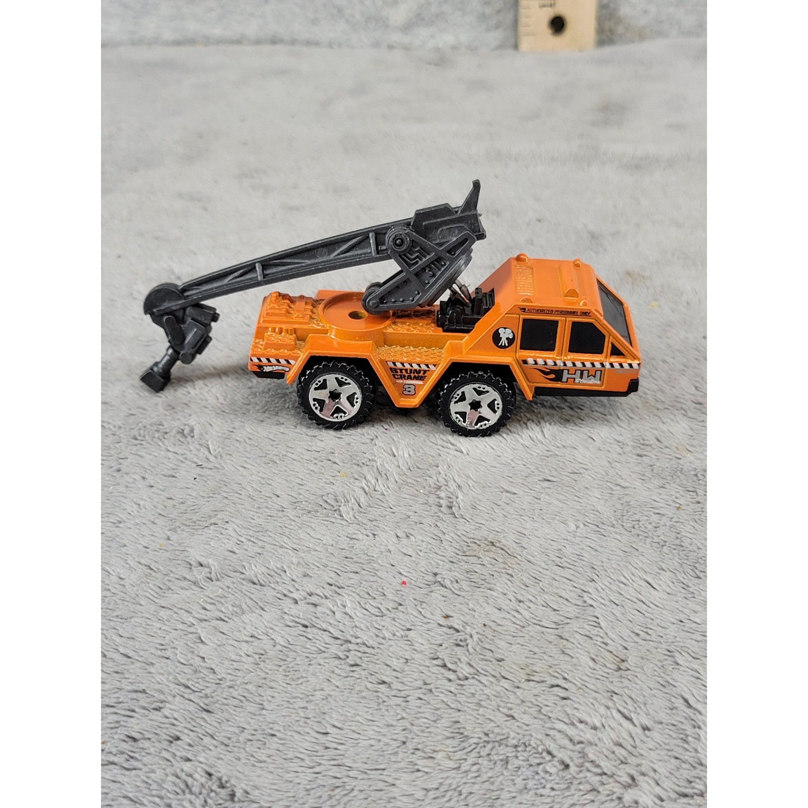 Hot Wheels Stunt Crane Orange Diecast Construction Truck 1988 Malaysia Vintage