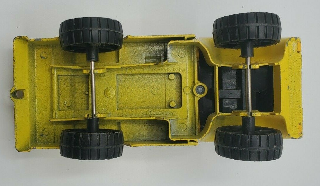 Vintage Gabriel Industries 1975 Truck Toy (Yellow)