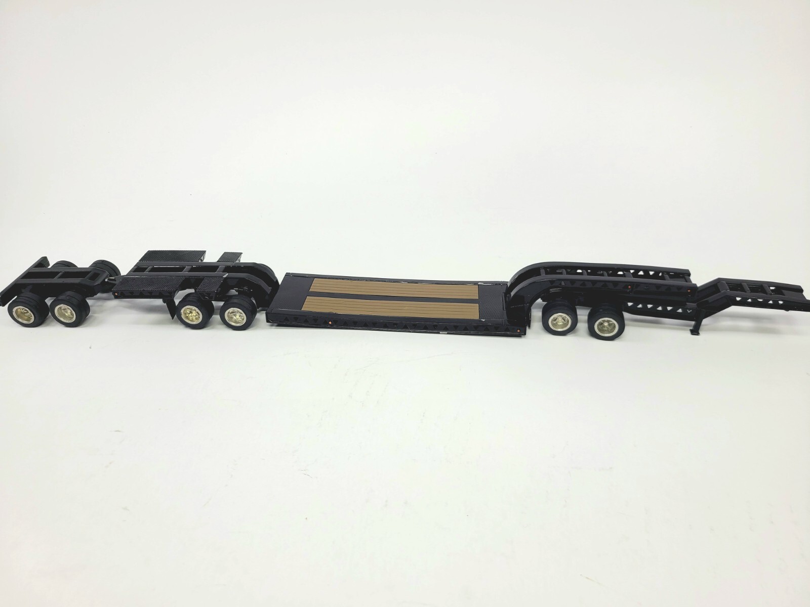Trail King 2x2x2 Low Loader Trailer – Black ASAM Smith 1:48 Scale Diecast Model