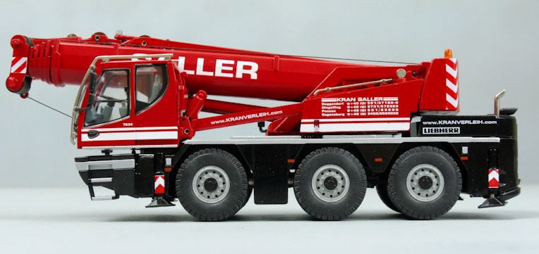 CONRAD,Crane LIEBHERR LTC 1045-3.1 – 3 Axles “SALLER”, 1/50, CON2109/03