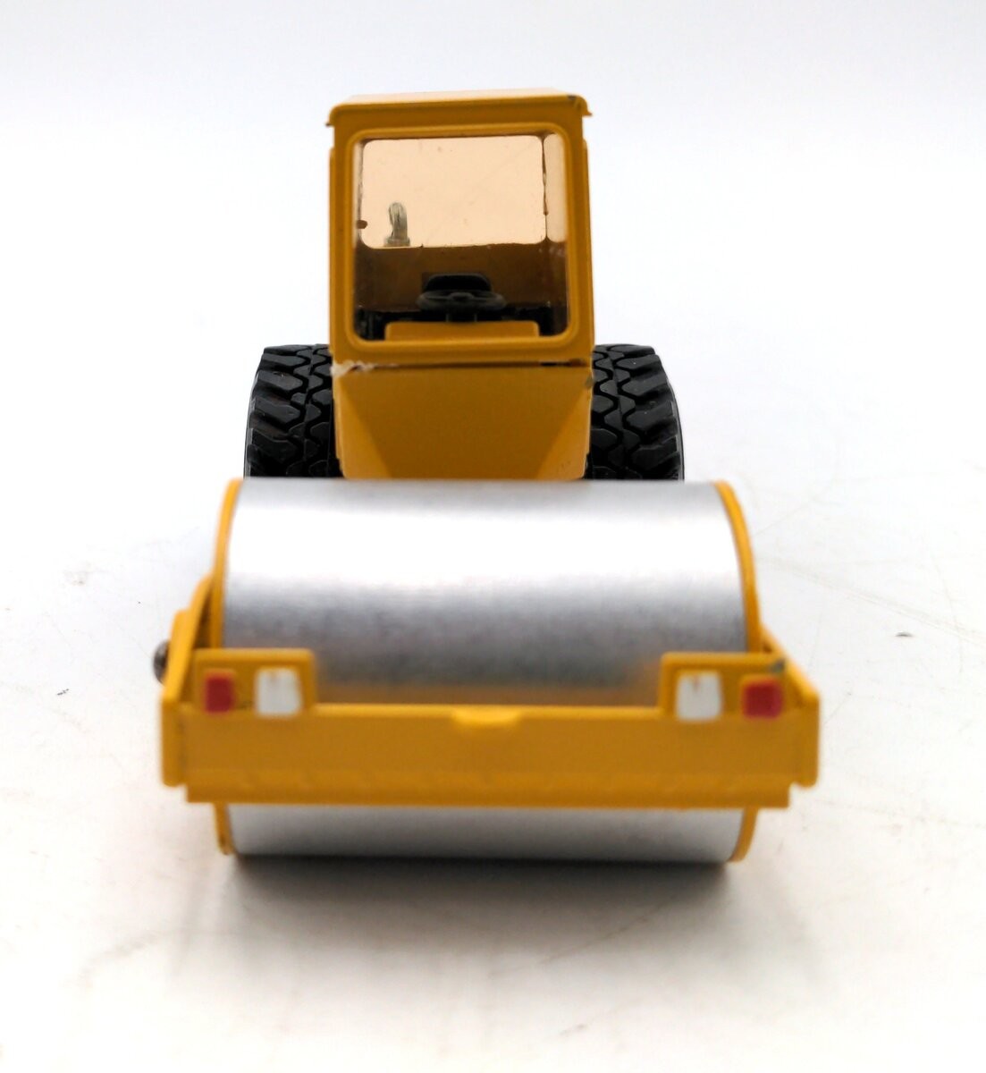 Conrad 2710 1:50 Scale Diecast BOMAG BW 213D-2 Single Drum Roller/Box