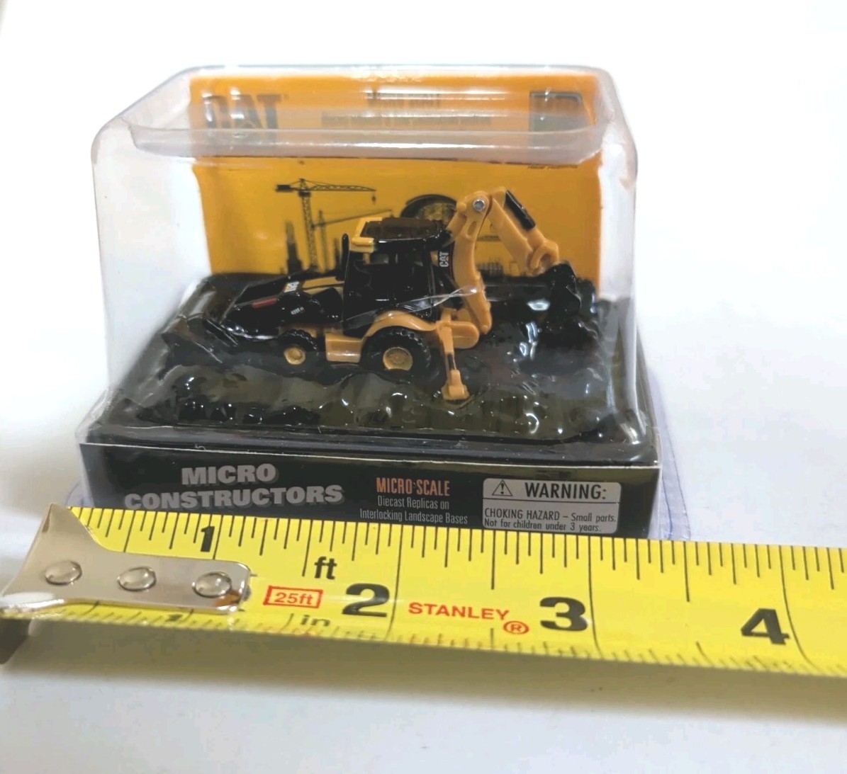 Diecast Masters CAT Backhoe Loader Micro Constructors Series 420E