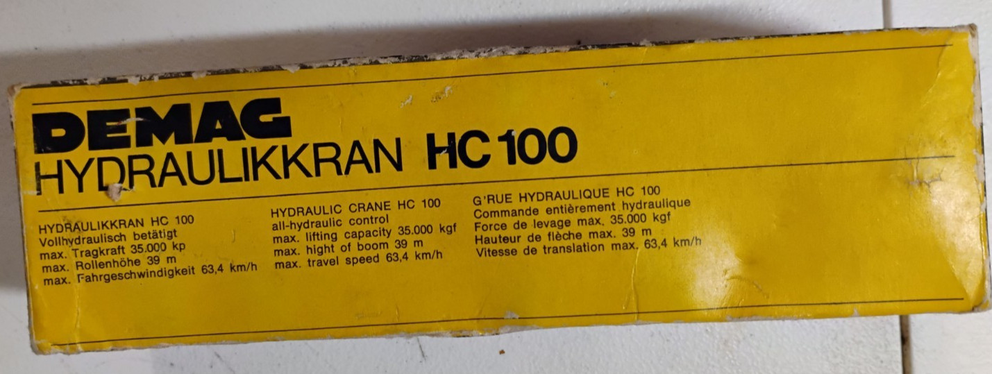 COLLECTIBLE.VINTAGE.BARELY USED.DEMAG Hydraulic HC 100 Crane Truck 1/50.DEAL.