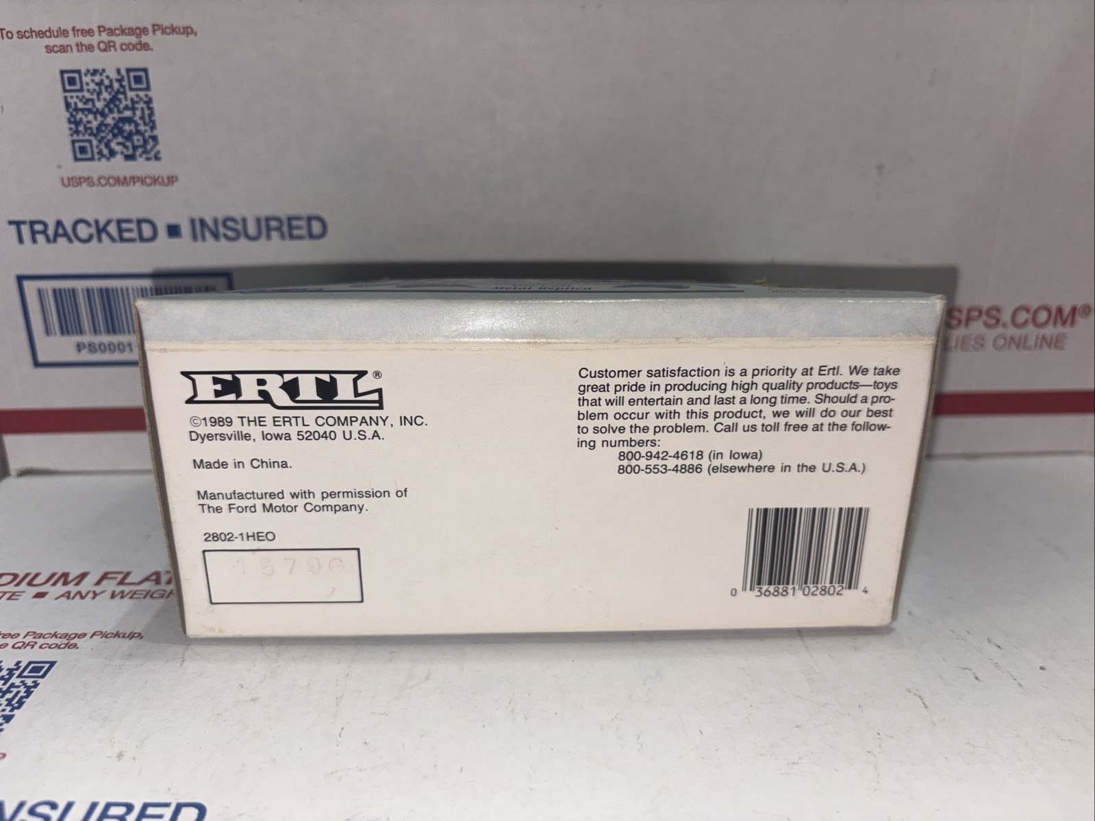 ERTL Vintage Vehicles 1957 Ford Thunderbird T-Bird 1/43 Diecast NEW in Box