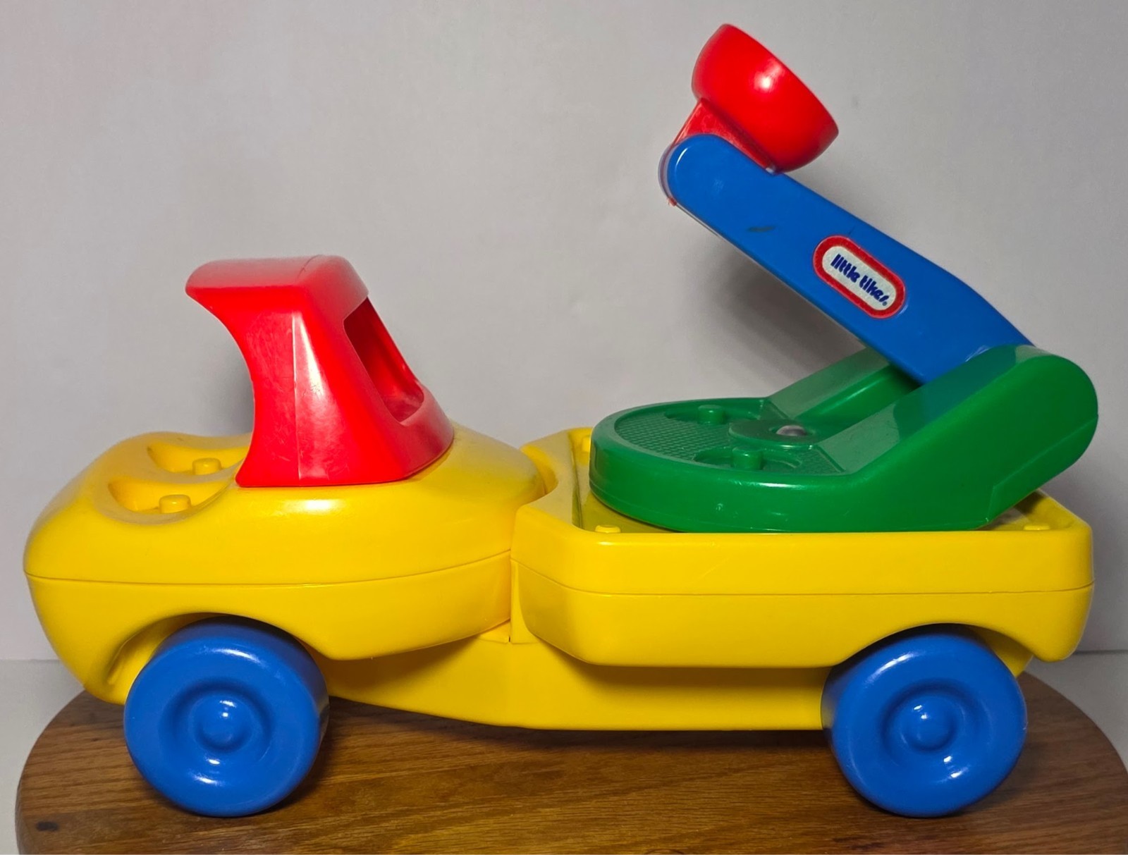 Vintage 1985 Little Tikes Red Yellow Green Blue Up ‘N Down Cherry Picker