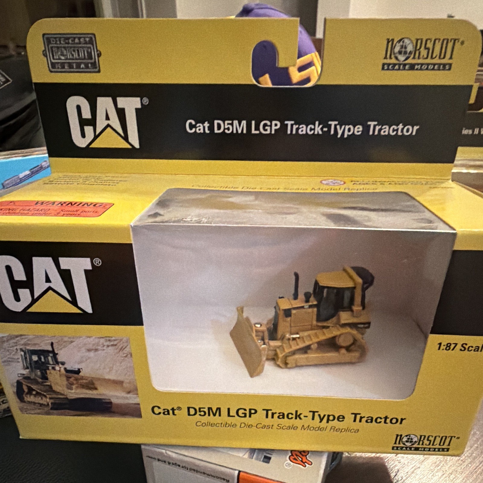 Norscot CAT D5M LGP Dozer 1:87 Diecast Metal Model Yellow/Black