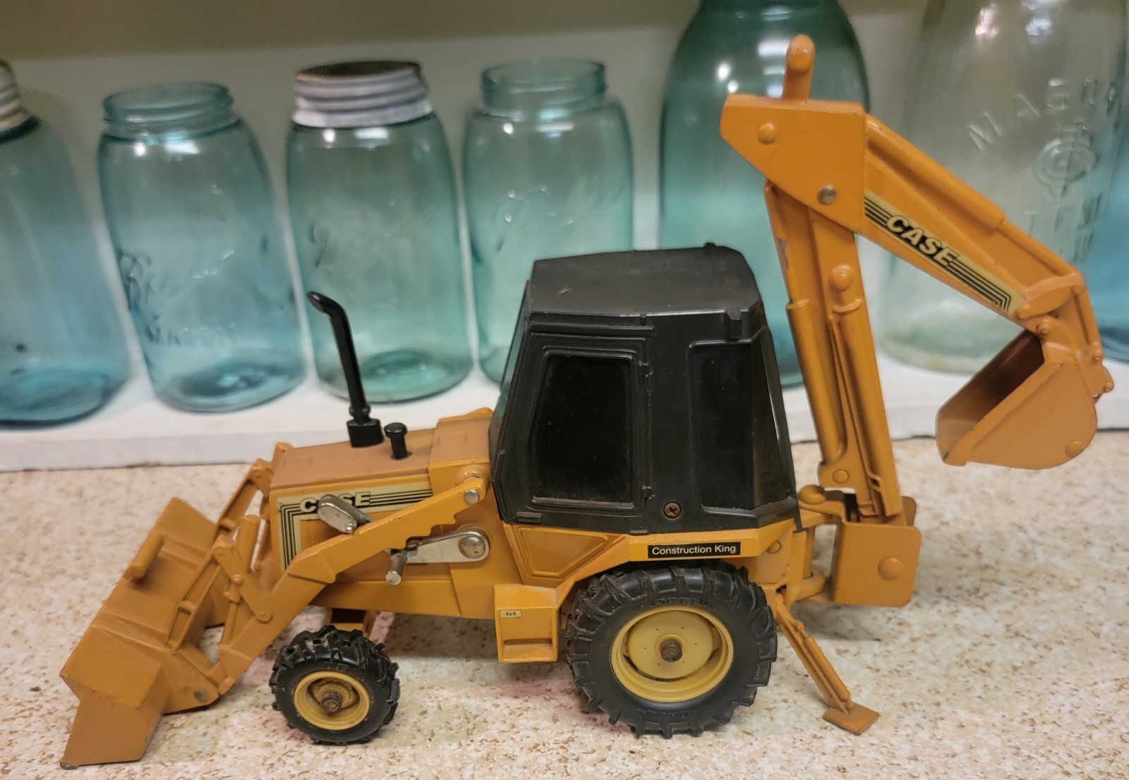 Ertl Case 4×4 Backhoe Loader Diecast Yellow Black Construction Vehicle 1986