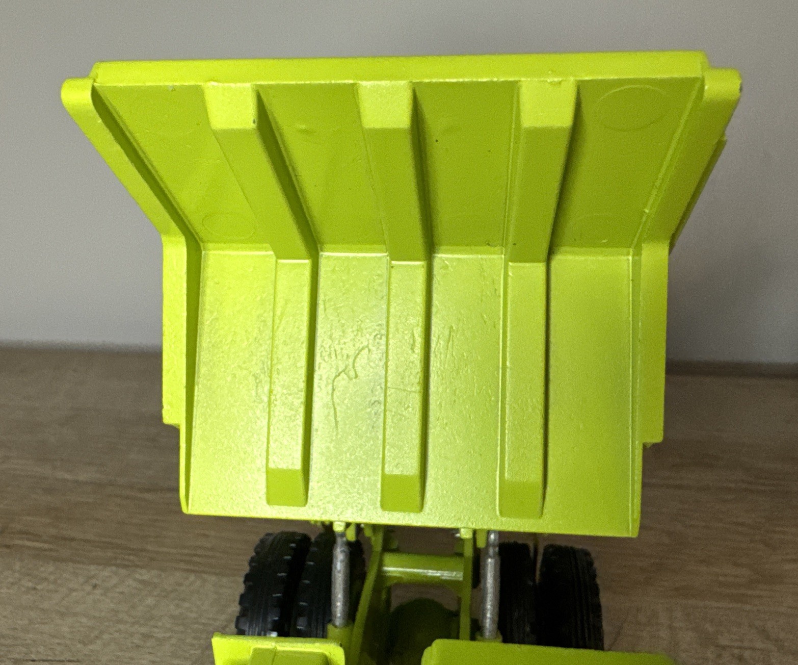 CONRAD 1:50 2761 EUCLID EUC R-35 KIPPER TIPPER DUMP TRUCK IN OVP