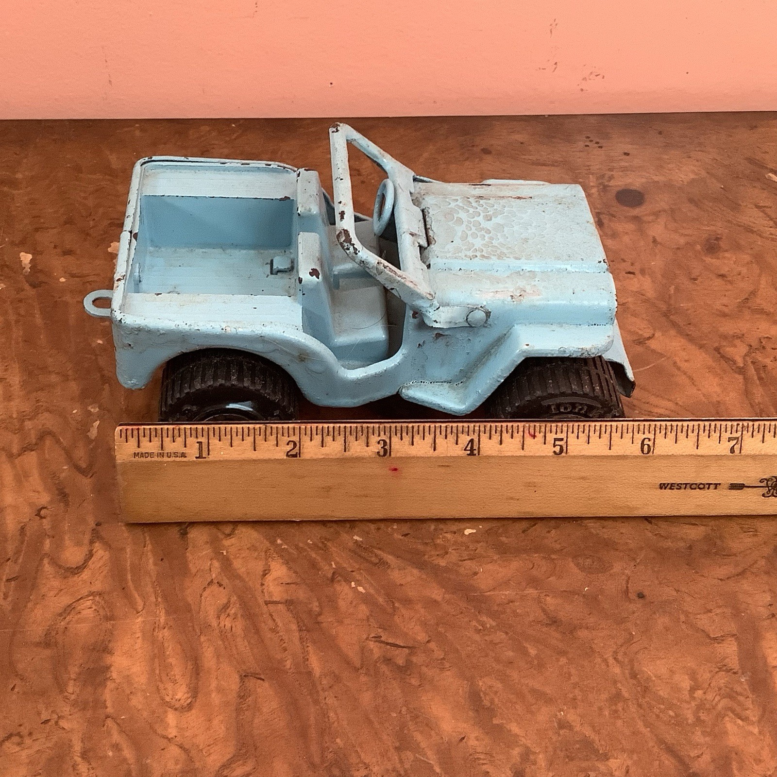 Vintage Tonka 810094 Plastic And Metal Jeep Sold As Pictured
