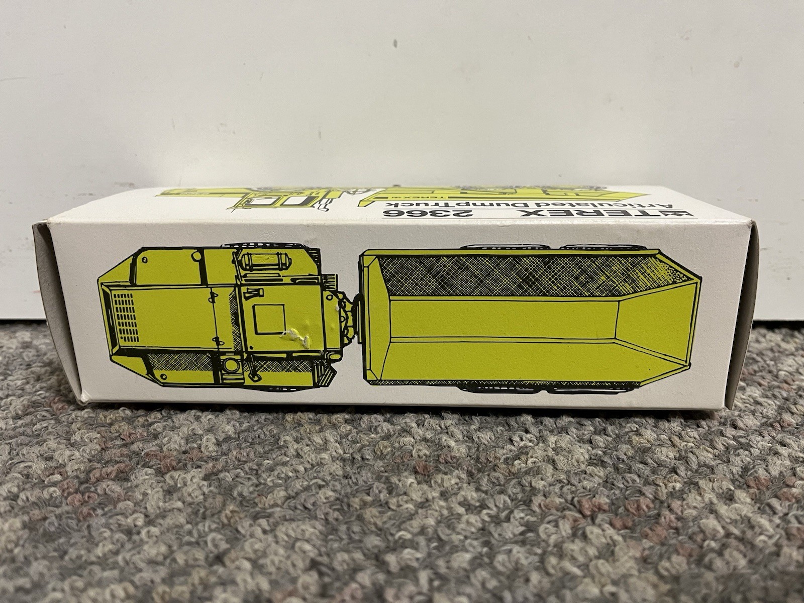 * TEREX 1/50 SCALE #2366 ARTICULATED DUMP TRUCK DIECAST *ST