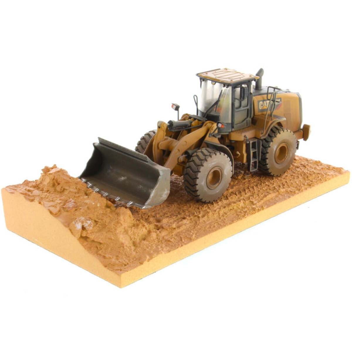DieCast Masters 85703 1:50 Caterpillar 966M Medium Wheel Loader
