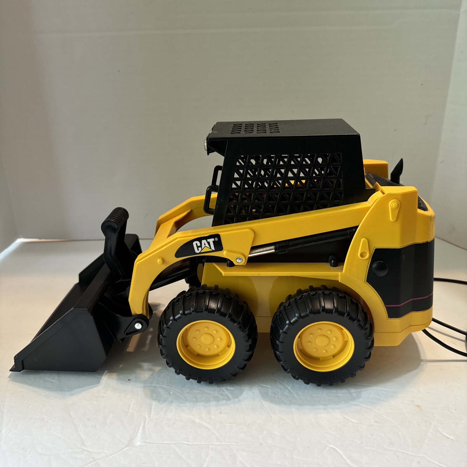 Toy State Caterpillar Excavator Front End Loaded Remote Control Tested