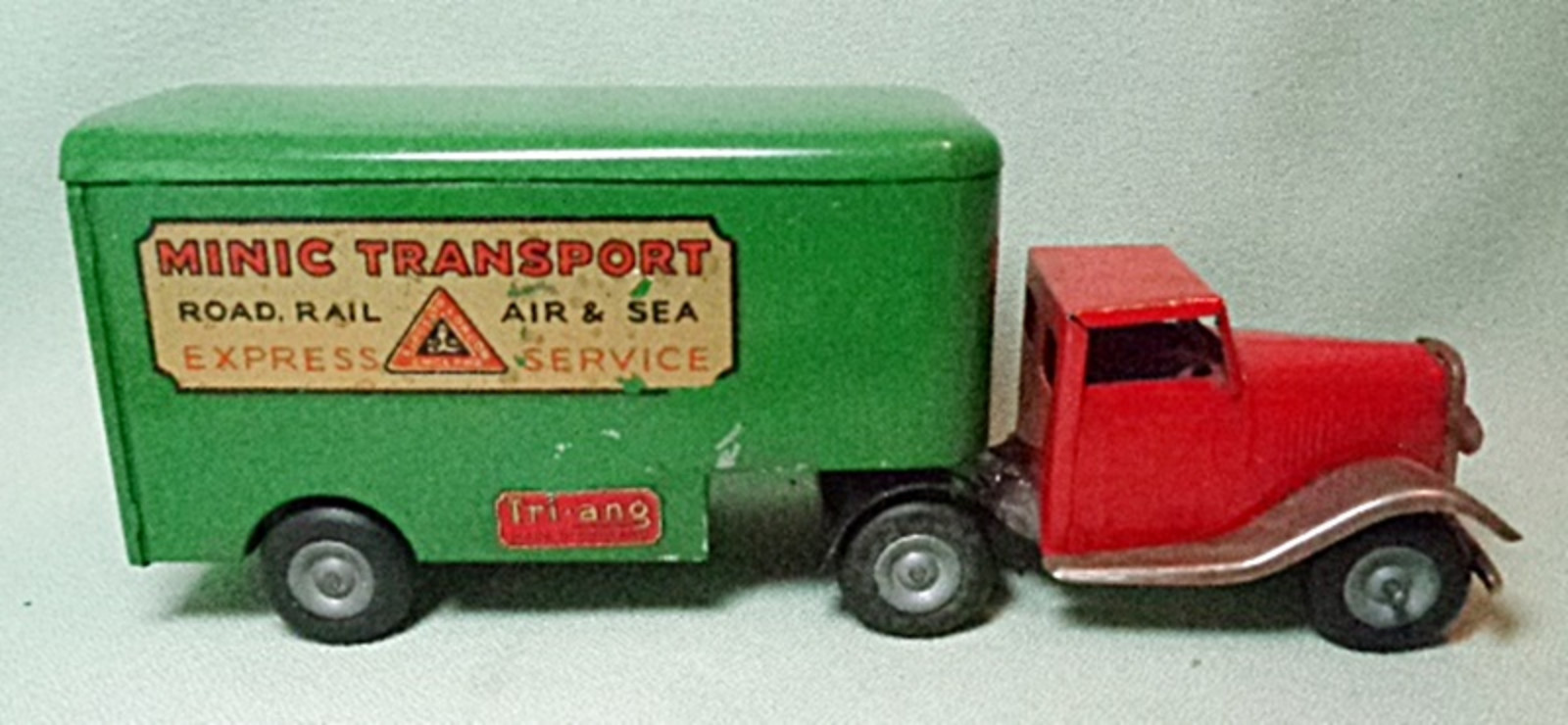 Tri-ang Minic Transport Trailer & Truck Cab 7″ Clockwork