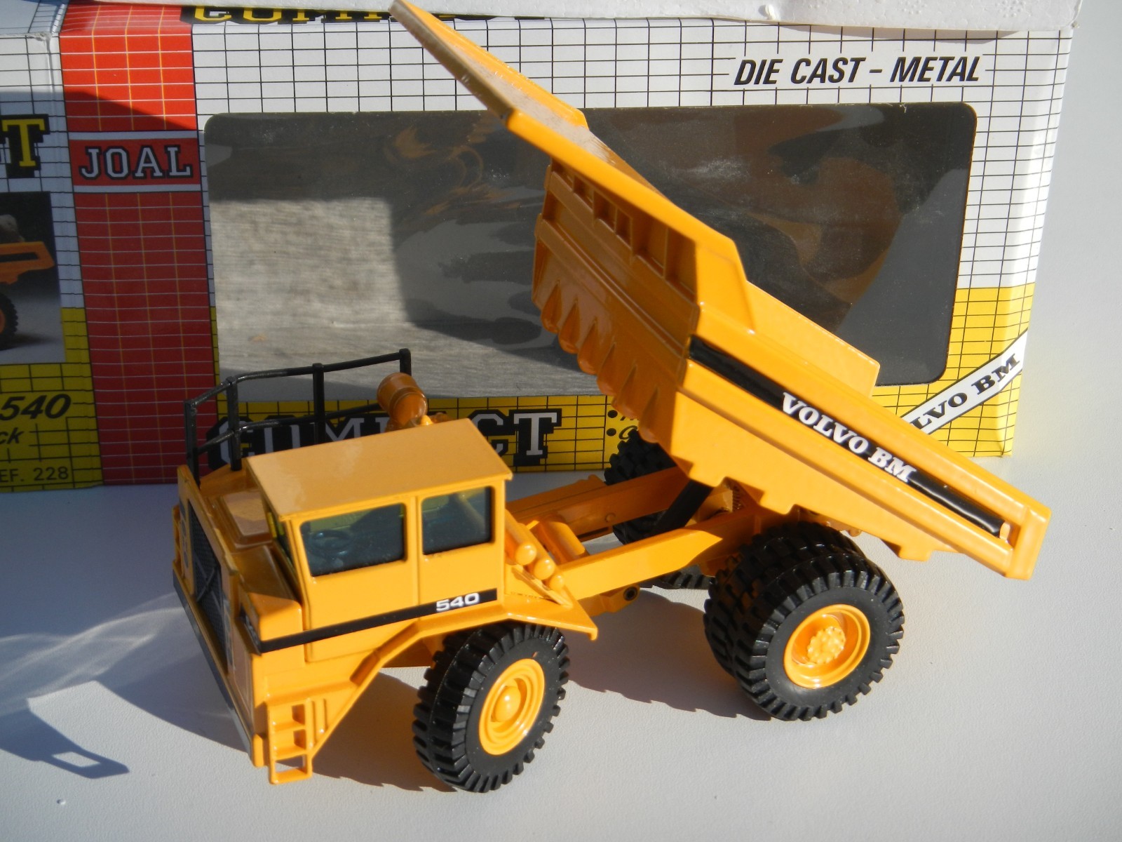JOAL COMPACT VOLVO BM 540 RIGID DUMP TRUCK 1:50